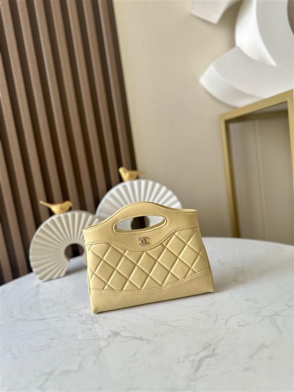 2026131221458356 570